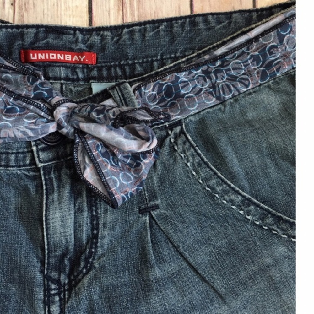Blue jean shorts with blue scarf belt - Picture 3 of 3